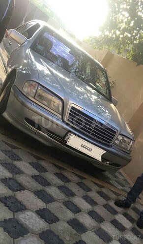 Mercedes C 220 1998, 365,000 km - 0.2 л - Bakı