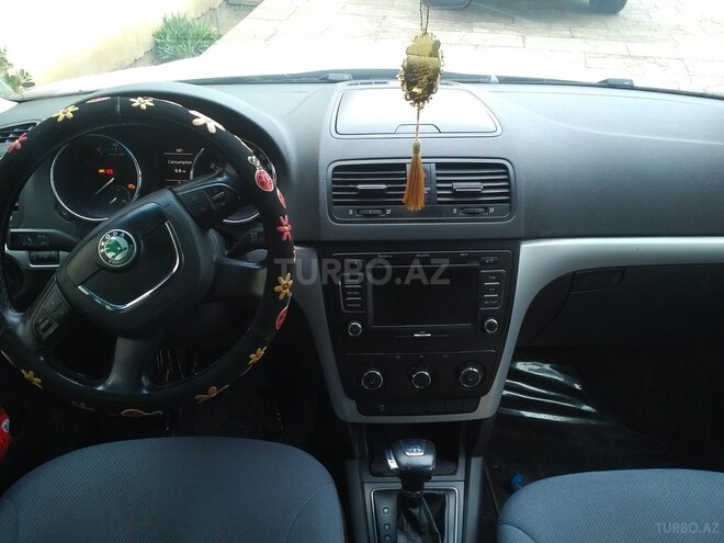 Skoda Yeti 2011, 232,000 km - 1.2 l - Bakı