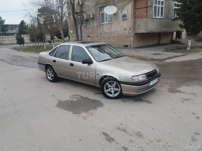 Opel Vectra 1993, 296,000 km - 1.8 l - Sumqayıt