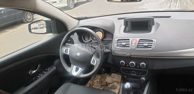 Renault Megane 2011, 172,000 km - 1.5 l - Bakı