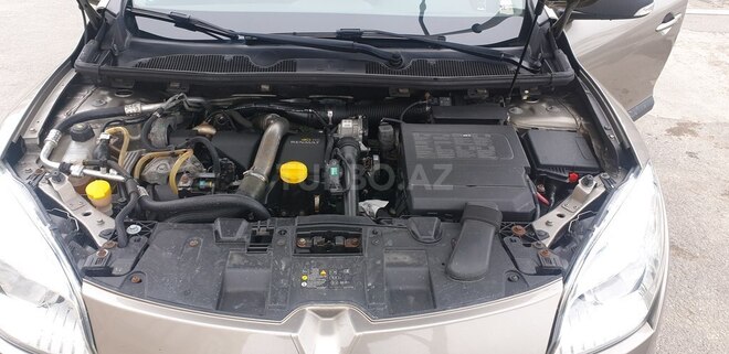 Renault Megane 2011, 172,000 km - 1.5 l - Bakı