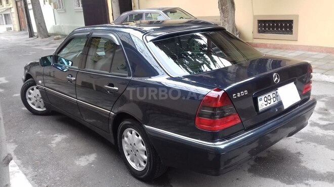 Mercedes C 200 1999, 305,000 km - 2.0 l - Bakı