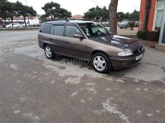 Opel Astra 1997, 301,500 km - 1.6 l - Bakı