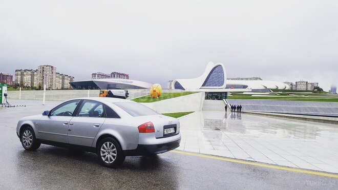 Audi A6 1997, 300,000 km - 0.3 л - Bakı
