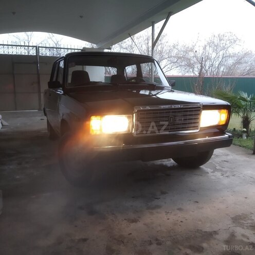 LADA (VAZ) 2107 2011, 246,578 km - 1.5 л - Qax