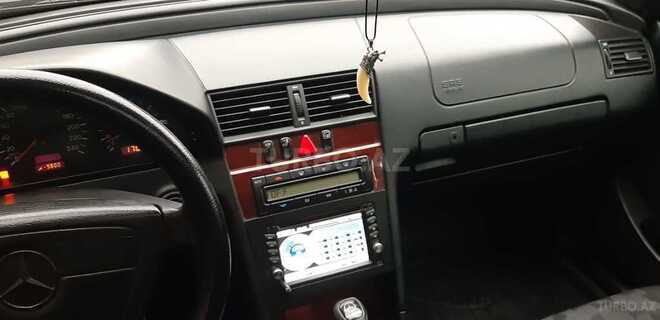 Mercedes C 200 1998, 221,000 km - 2.0 l - Bakı