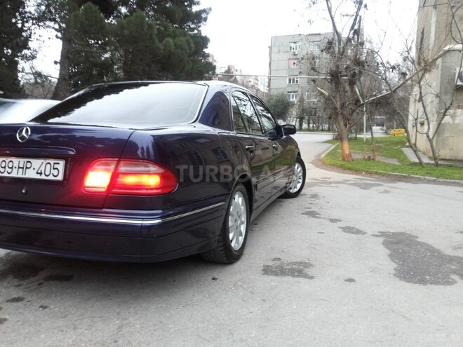 Mercedes E 240 2000, 359,000 km - 2.4 l - Bakı