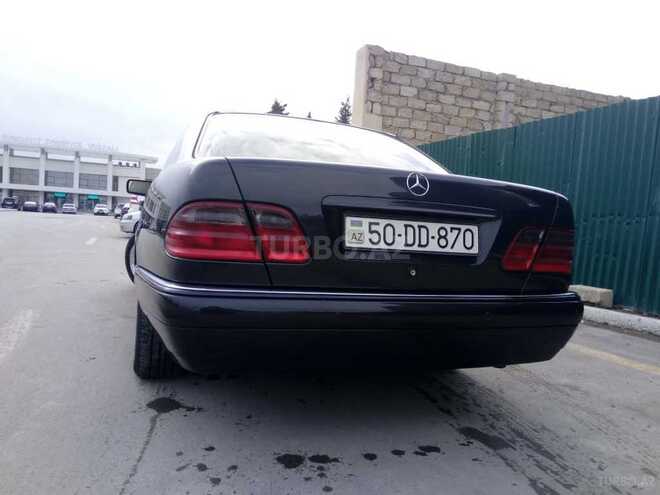 Mercedes E 240 1999, 290,000 km - 2.4 l - Sumqayıt