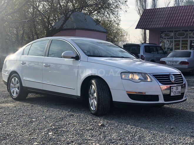 Volkswagen Passat 2007, 190,000 km - 2.0 l - Gəncə