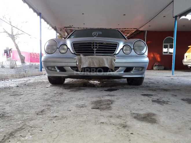 Mercedes E 200 1999, 256,000 km - 0.4 л - Kürdəmir