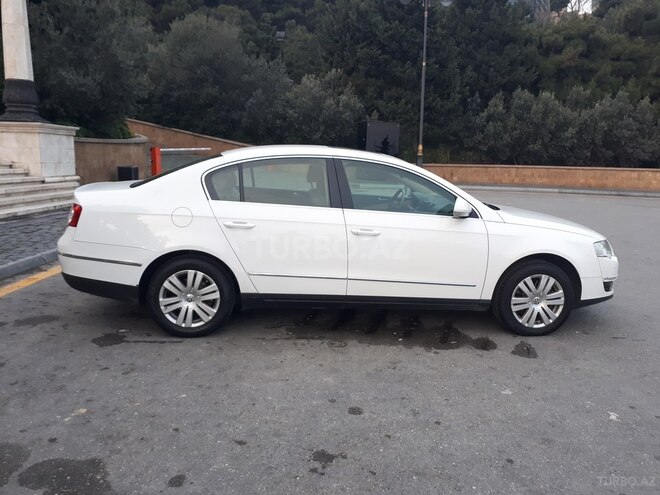 Volkswagen Passat 2007, 233,200 km - 2.0 l - Bakı
