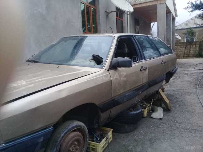 Audi  1994, 200,000 km - 2.0 l - Bakı