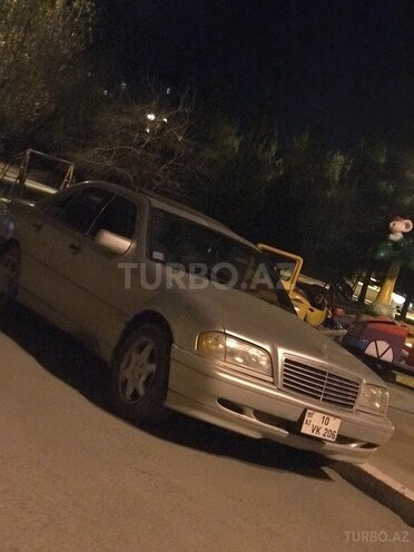 Mercedes C 230 2000, 213,000 km - 0.2 l - Bakı