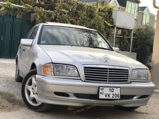 Mercedes C 230 2000, 213,000 km - 0.2 l - Bakı