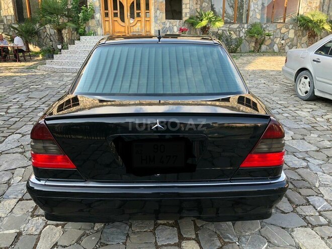 Mercedes C 230 2000, 200,000 km - 2.3 л - Bakı