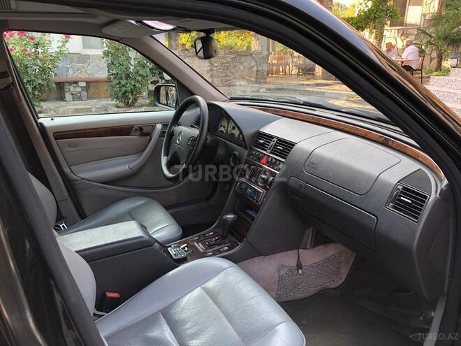 Mercedes C 230 2000, 200,000 km - 2.3 l - Bakı