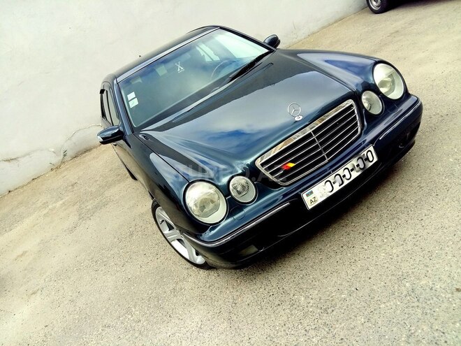 Mercedes E 240 2000, 210,000 km - 2.4 l - Bakı