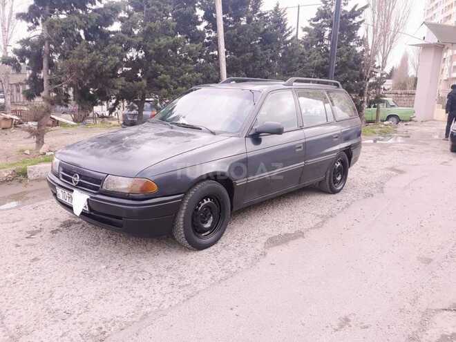 Opel Astra 1994, 325,000 km - 1.6 l - Bakı