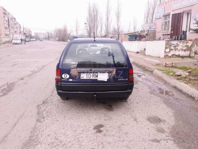 Opel Astra 1994, 325,000 km - 1.6 l - Bakı
