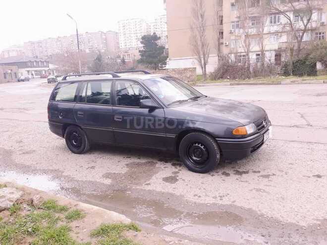 Opel Astra 1994, 325,000 km - 1.6 l - Bakı