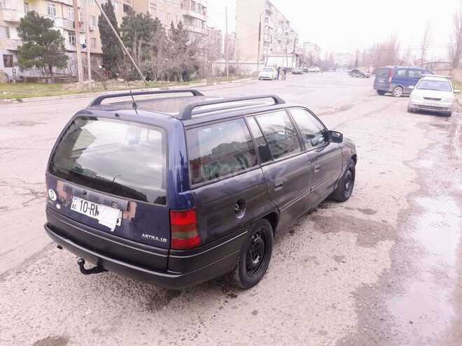 Opel Astra 1994, 325,000 km - 1.6 l - Bakı