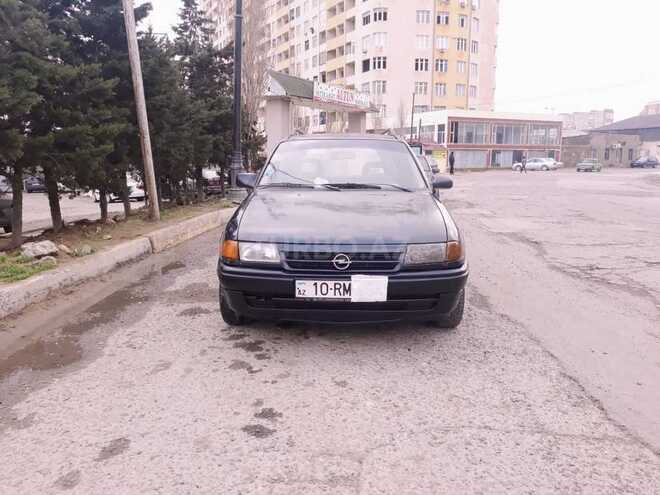 Opel Astra 1994, 325,000 km - 1.6 l - Bakı