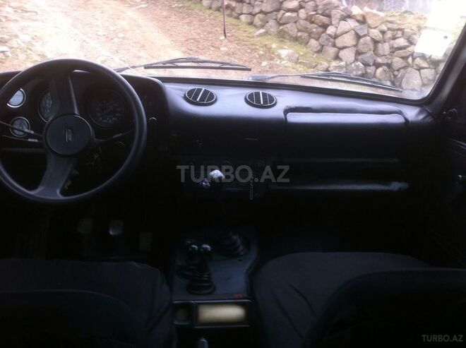 LADA (VAZ) Niva 1993, 275,000 km - 1.6 l - Lerik