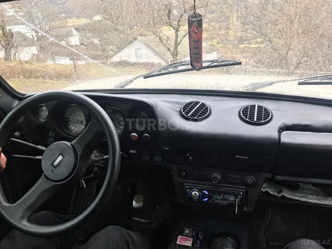 LADA (VAZ) Niva 1993, 275,000 km - 1.6 l - Lerik