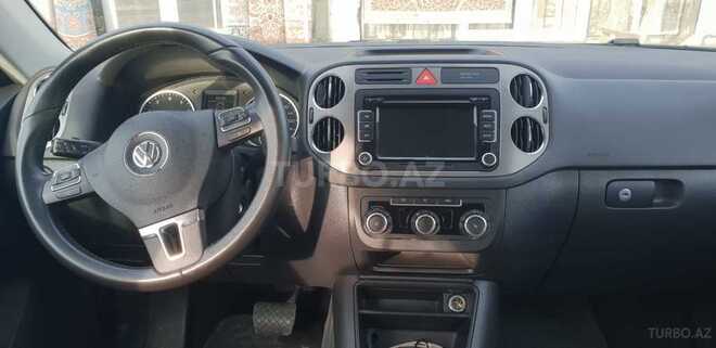 Volkswagen Tiguan 2011, 72,000 km - 2.0 л - Bakı