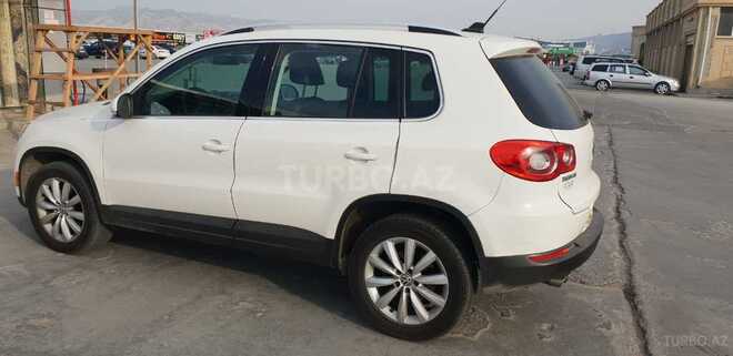 Volkswagen Tiguan 2011, 72,000 km - 2.0 л - Bakı