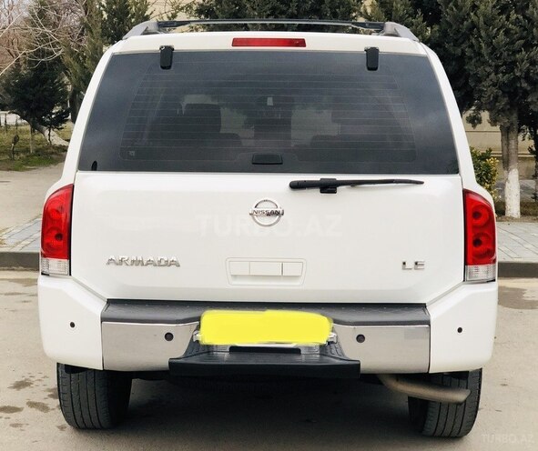 Nissan Armada 2005, 110,000 km - 5.6 l - Bakı