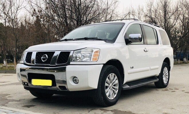 Nissan Armada 2005, 110,000 km - 5.6 l - Bakı