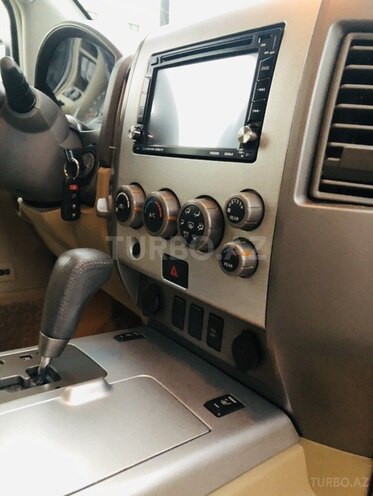 Nissan Armada 2005, 110,000 km - 5.6 l - Bakı
