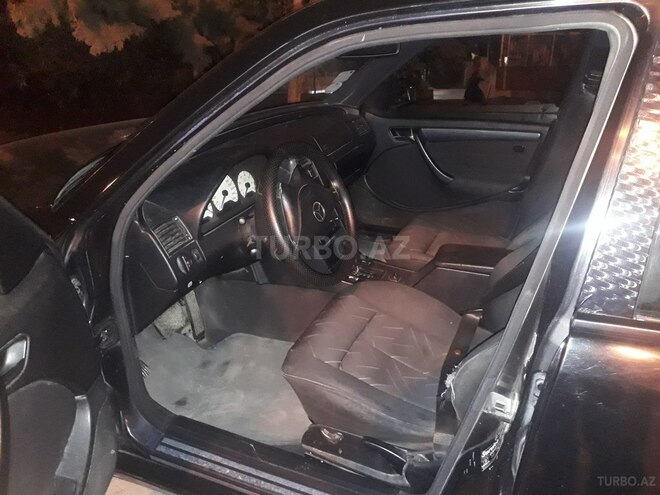 Mercedes C 200 2000, 350,000 km - 2.0 л - Bakı