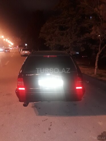 Mercedes C 200 2000, 350,000 km - 2.0 л - Bakı