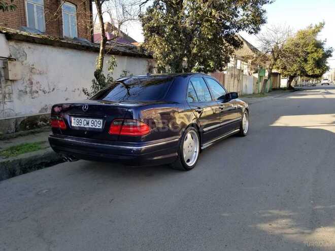 Mercedes E 320 2000, 253,000 km - 3.2 л - Lənkəran