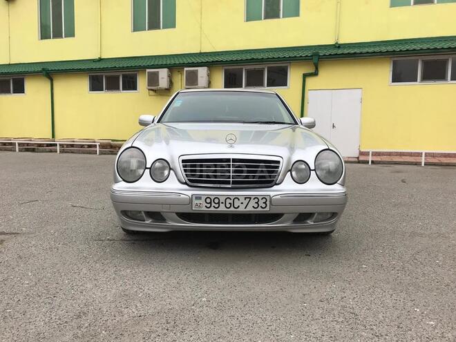 Mercedes E 220 1999, 319,000 km - 2.2 л - Bakı