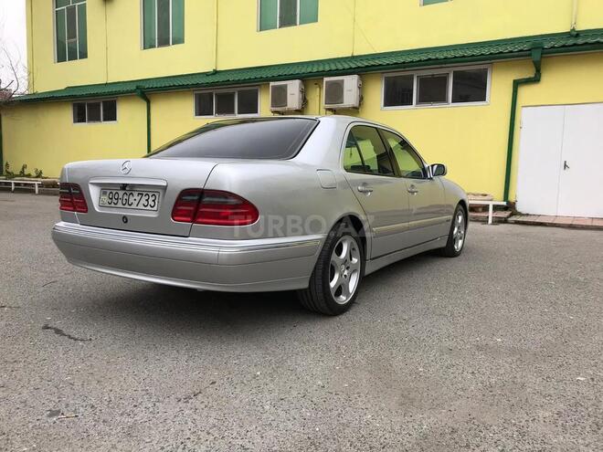 Mercedes E 220 1999, 319,000 km - 2.2 л - Bakı