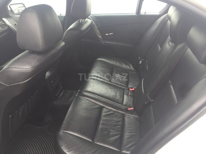 BMW 525 2004, 234,000 km - 2.5 л - Bakı