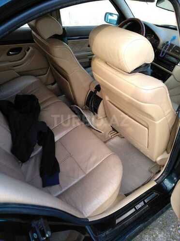 BMW 528 1996, 168,000 km - 2.8 l - Salyan