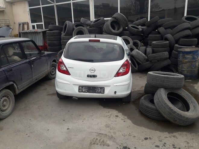 Opel Corsa 2012, 75,000 km - 1.4 l - Bakı