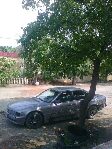 BMW 725 1998, 350,000 km - 2.5 l - Şəmkir