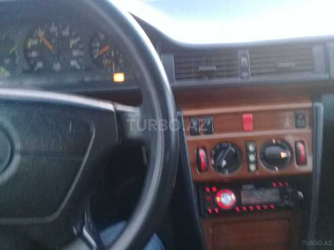 Mercedes E 200 1995, 258,000 km - 2.0 л - Biləsuvar