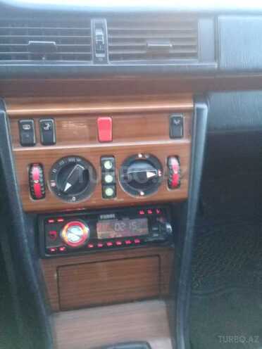 Mercedes E 200 1995, 258,000 km - 2.0 л - Biləsuvar