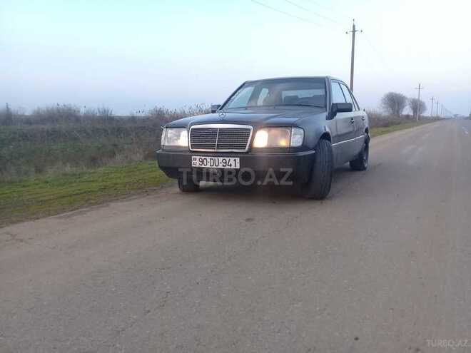Mercedes E 200 1995, 258,000 km - 2.0 л - Biləsuvar