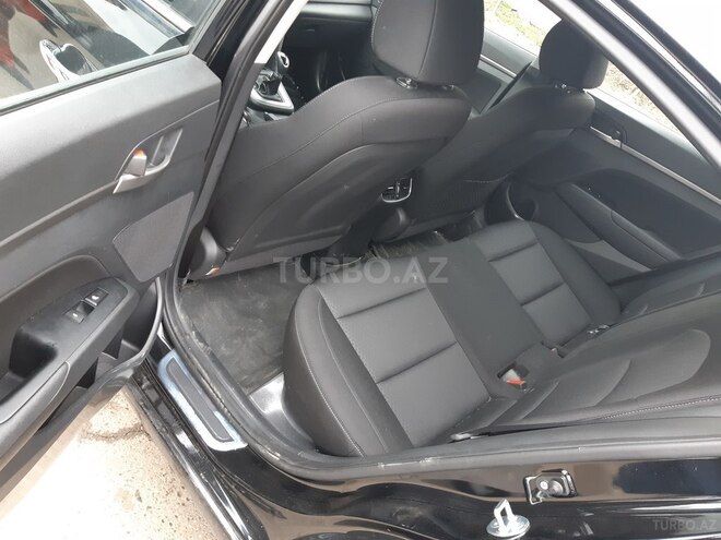 Hyundai Elantra 2018, 16,000 km - 2.0 l - Bakı