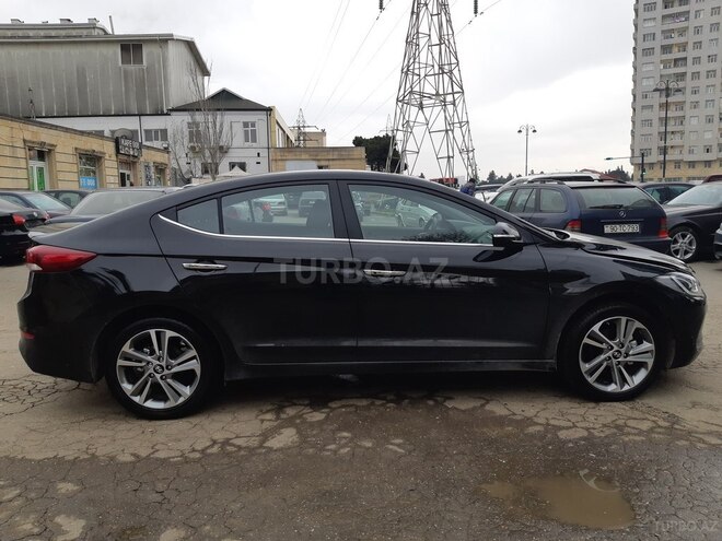 Hyundai Elantra 2018, 16,000 km - 2.0 l - Bakı