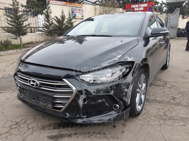 Hyundai Elantra 2018, 16,000 km - 2.0 l - Bakı