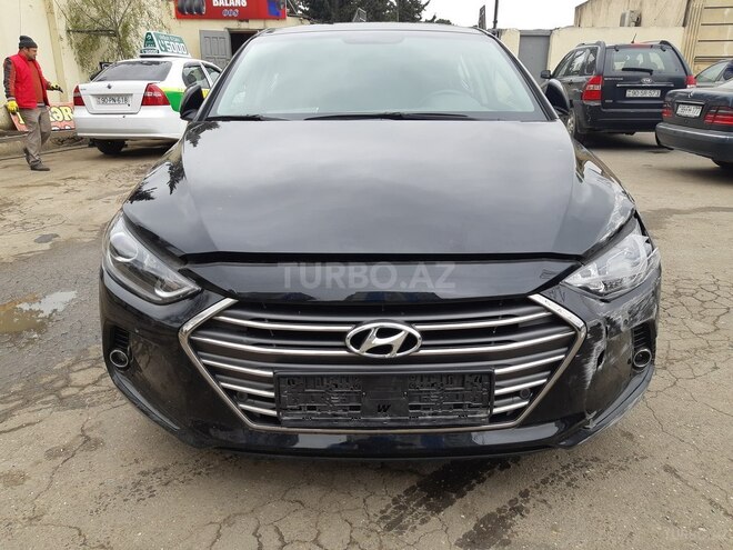 Hyundai Elantra 2018, 16,000 km - 2.0 l - Bakı