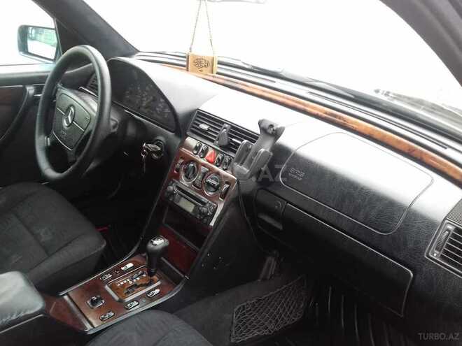 Mercedes C 220 1999, 434,000 km - 2.2 l - Bakı